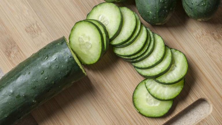 Salatalık meyve mi sebze mi?  Botanik ve gastronomi alanlarında incelendi