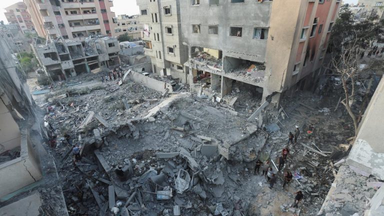 İsrail ordusu Gazze'ye saldırdı: ölü ve yaralılar var