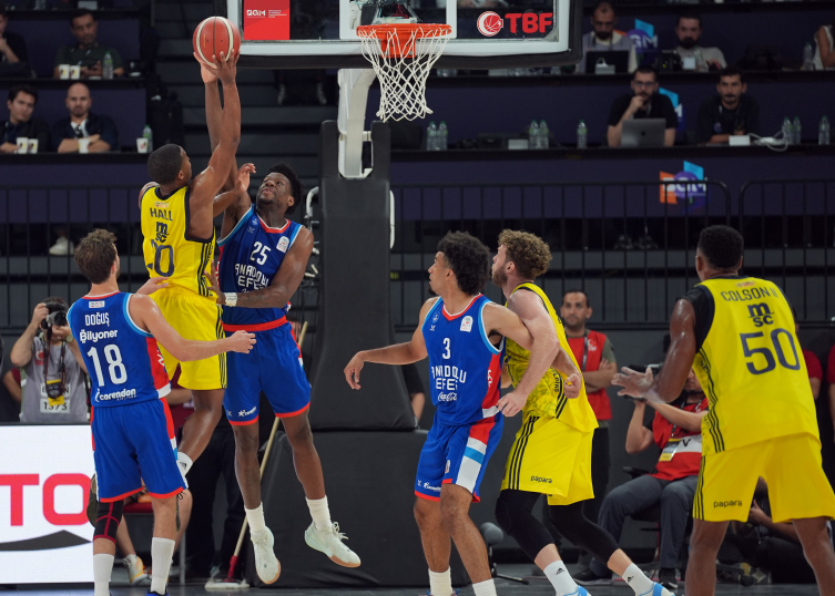 37. Cumhurbaşkanlığı Kupası Anadolu Efes'e gidiyor