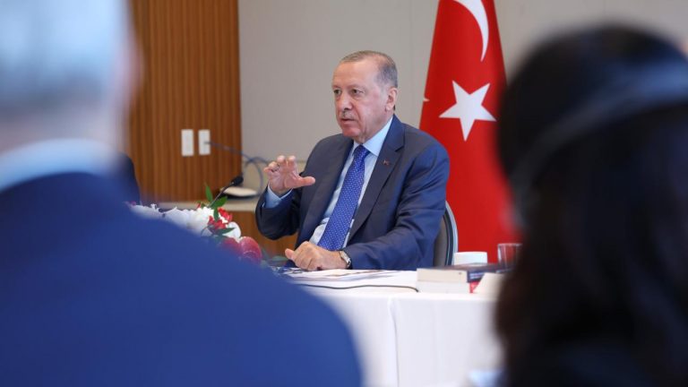 “İsrail bölgesel barışı tehdit ediyor”