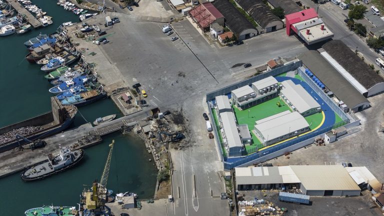 İtalya, 16 kişilik ilk mülteci grubunu Arnavutluk'taki göçmen merkezlerine gönderdi