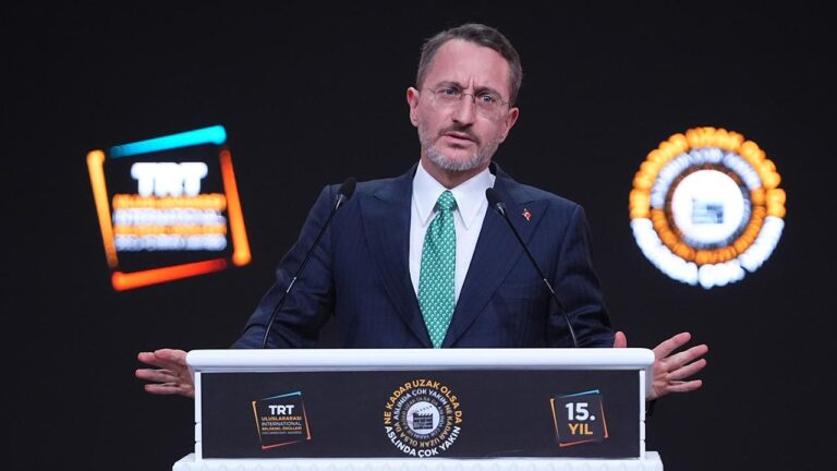 Altun “15. TRT Uluslararası Belgesel Ödülleri” galasında konuştu