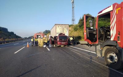 Kuzey Marmara Otoyolu'nda feci kaza. TIR'a arkadan çarptı, 1'i bebek 3 kişi öldü